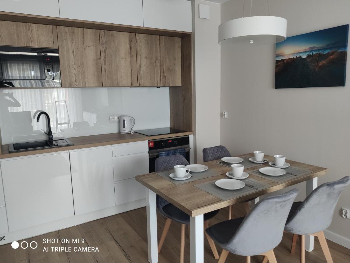 Apartament Szafir W Budynku Basenowym Morska Klifowa 레왈 외부 사진