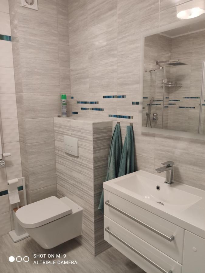 Apartament Szafir W Budynku Basenowym Morska Klifowa 레왈 외부 사진