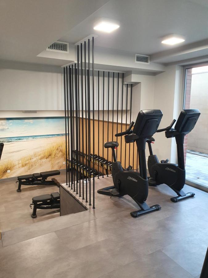 Apartament Szafir W Budynku Basenowym Morska Klifowa 레왈 외부 사진